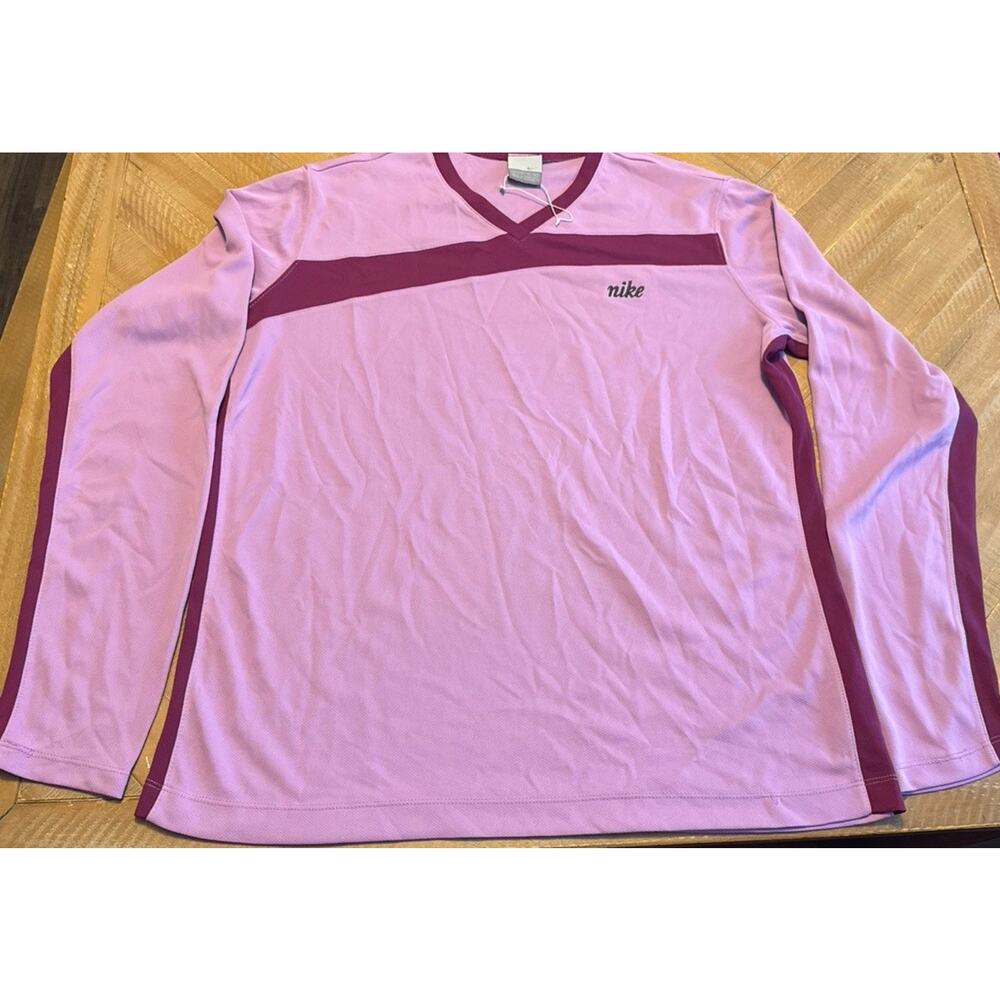 Nike Vintage V-Neck Long Sleeve Athletic Top Light Blue White Medium Script Logo
